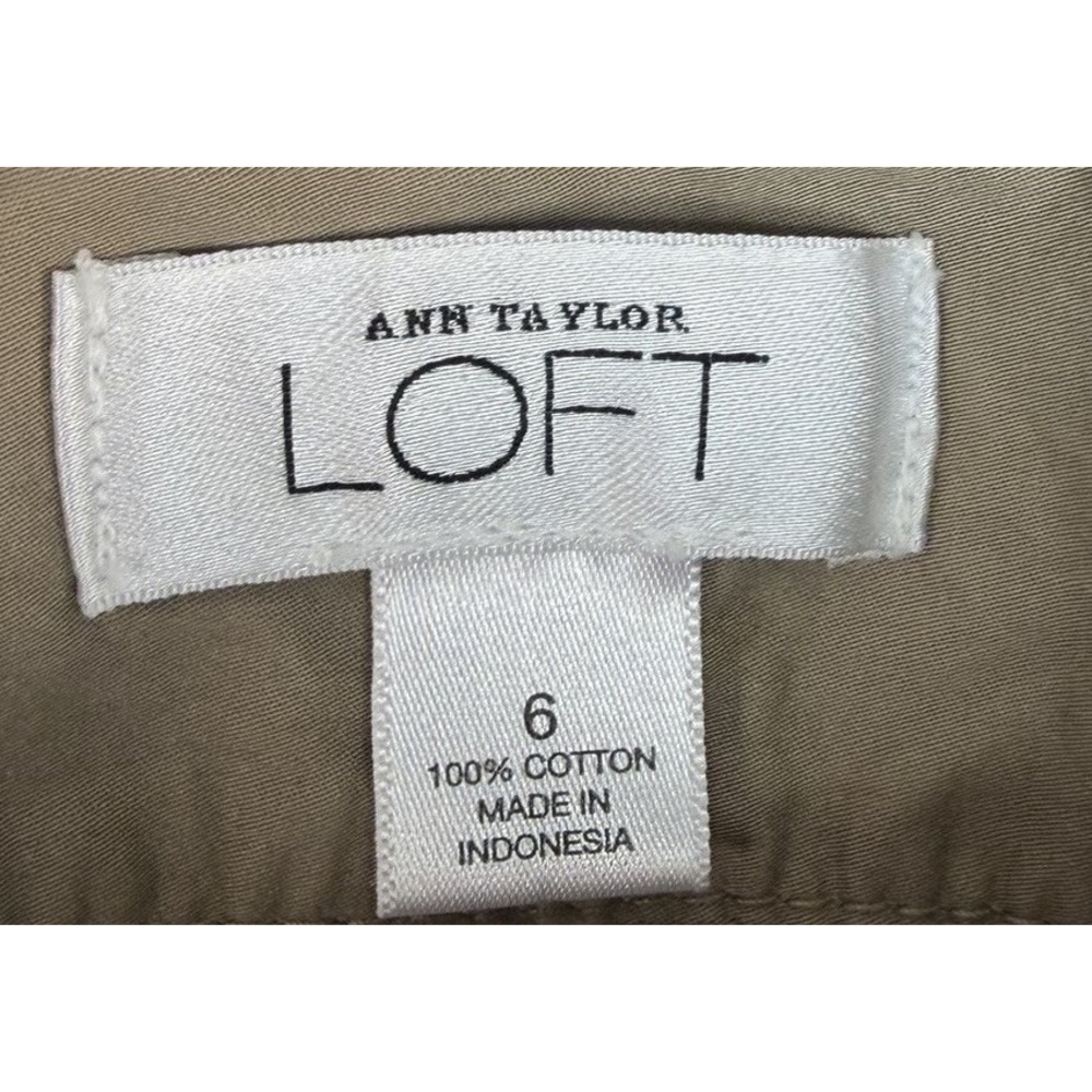 LOFT Ann Taylor Chino Women's Shorts Size 6 Khaki Tan Flap Pocket Cotton 4" - Picture 3 of 6